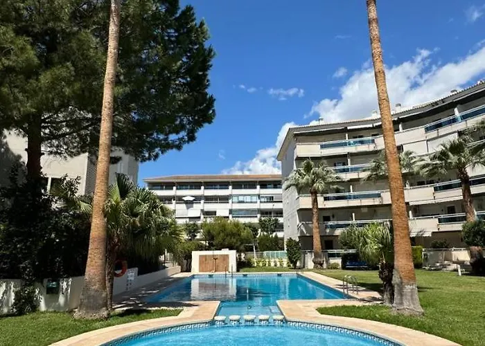 Penthouse In Albir With Sea Views, 100M From Beach