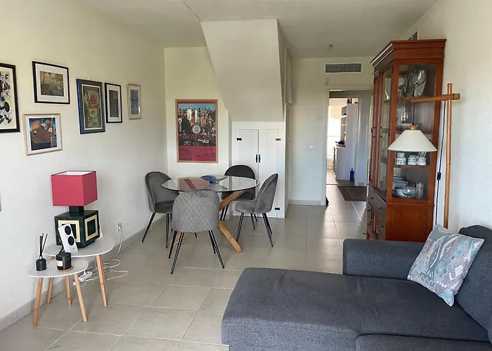 Penthouse In Albir With Sea Views, 100M From Beach